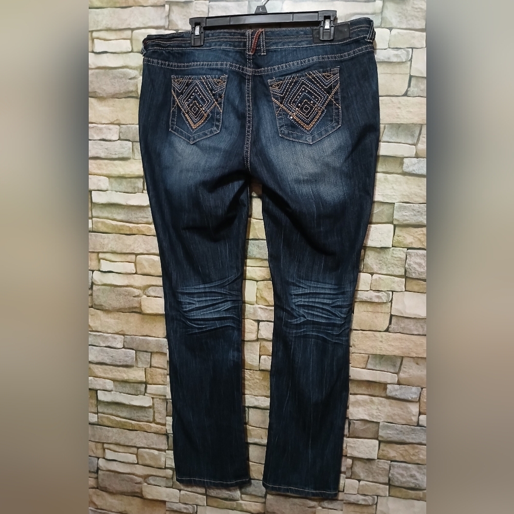 Twenty One Black Regular Low Rise Skinny Jeans Size 15/16 - Picture 2 of 8